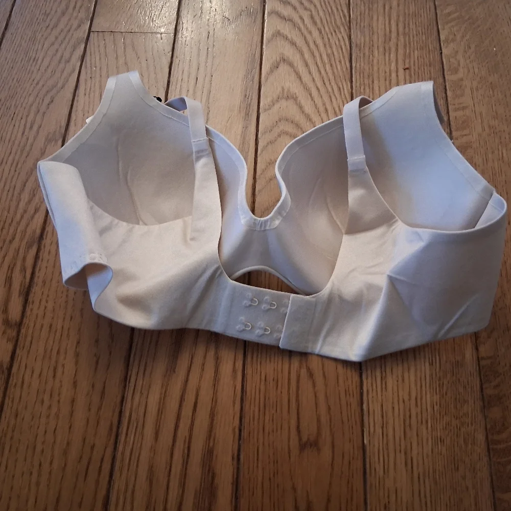 Victoria's Secret Light Cream Bra Victorias Secret Incredible Lined Demi Nwt - Picture 3 of 5
